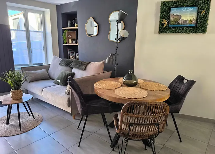 Le P'tivoli - Maison Centre Historique 클리송